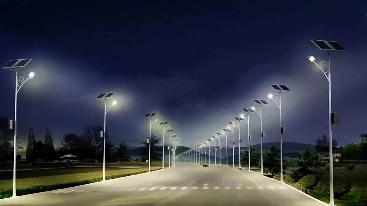 Solar Street Lights — Dodoma (423 sets)